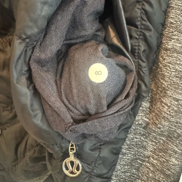 Lululemon Insulator Winter Puffer Pullover Running Coat Jacket Size 8 - Picture 4 of 7